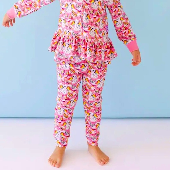 POSH PEANUT🪽 lisa frank 5 6 ANGEL KITTY JOGGERS! NWT ULTRA RARE Collab folder - Picture 3 of 9